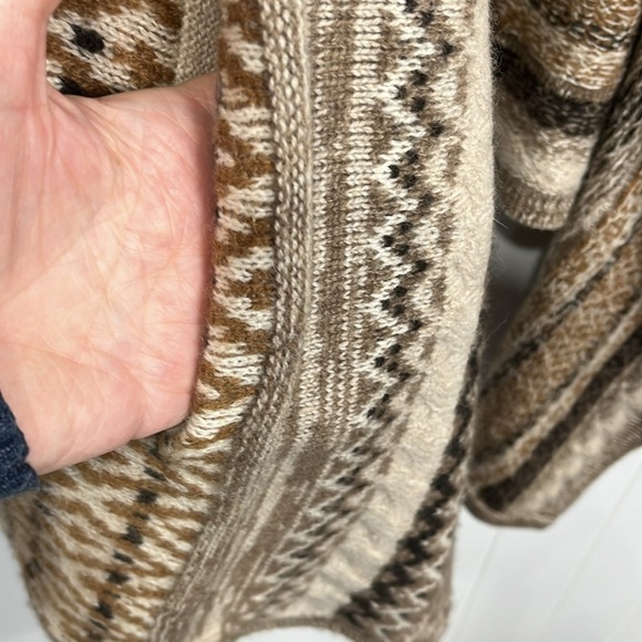 J. Jill Womens Waterfall Front Cardigan L Brown Tan Cream Pockets Aztec Wool EUC - Picture 7 of 15